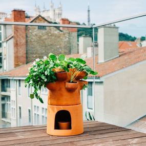 POUR COMPOSTER ET FAIRE UN POTAGER DE BALCON